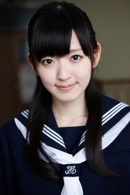 tor_454641526_3.jpg (28.35 KiB) Viewed 5604 times Suzuki Airi - C-ute